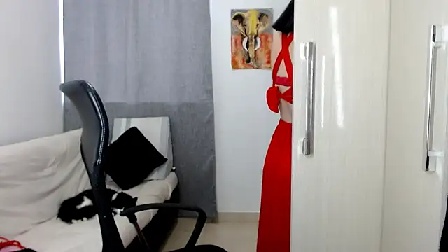 Snapshot of Laura-pervert chatting on 21, 1, 2025 Laura-pervert online show from 21, 1, 2025