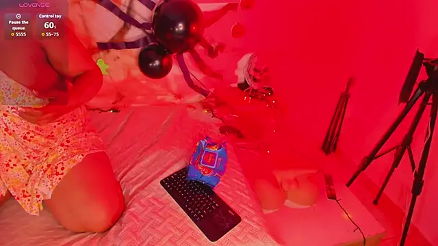 Snapshot of cookplleaser chatting on 1, 11, 2025 cookplleaser online show from 1, 11, 2025