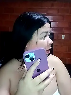 Chantal lopez online show from 8, 9, 2025