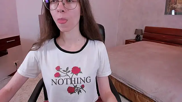 Pantyhose Mila online show from 5, 10, 2025