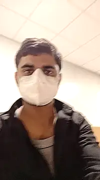 Snapshot of Ishan003 chatting on 15, 12, 2024 Ishan003 online show from 15, 12, 2024