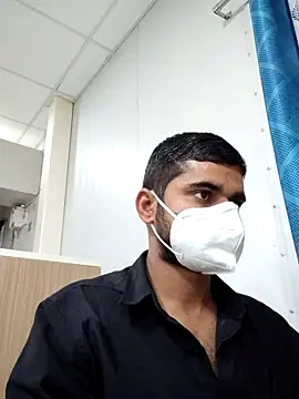 Snapshot of Ishan003 chatting on 13, 2, 2025 Ishan003 online show from 13, 2, 2025