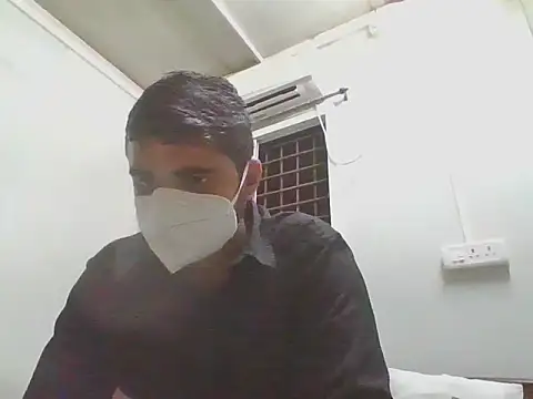 Snapshot of Ishan003 chatting on 13, 2, 2025 Ishan003 online show from 13, 2, 2025