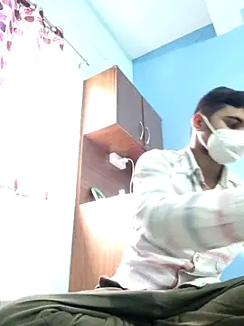 Snapshot of Ishan003 chatting on 26, 9, 2025 Ishan003 online show from 26, 9, 2025