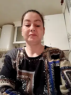 Snapshot of RamyLove36 chatting on 5, 2, 2025 RamyLove36 online show from 5, 2, 2025