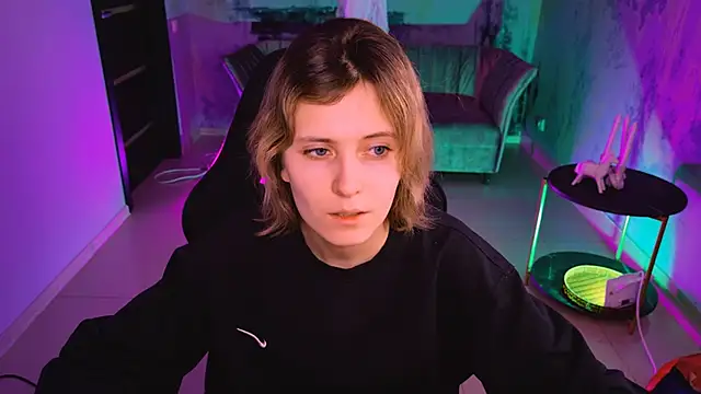 Snapshot of LolaAsmus chatting on 25, 12, 2024 LolaAsmus online show from 25, 12, 2024