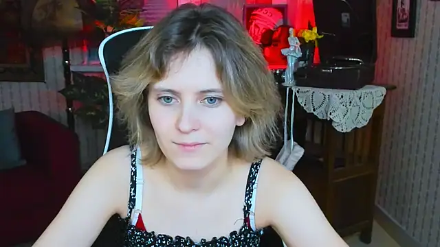 Snapshot of LolaAsmus chatting on 30, 12, 2024 LolaAsmus online show from 30, 12, 2024