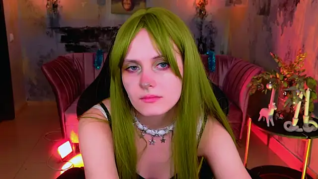 Snapshot of LolaAsmus chatting on 31, 12, 2024 LolaAsmus online show from 31, 12, 2024