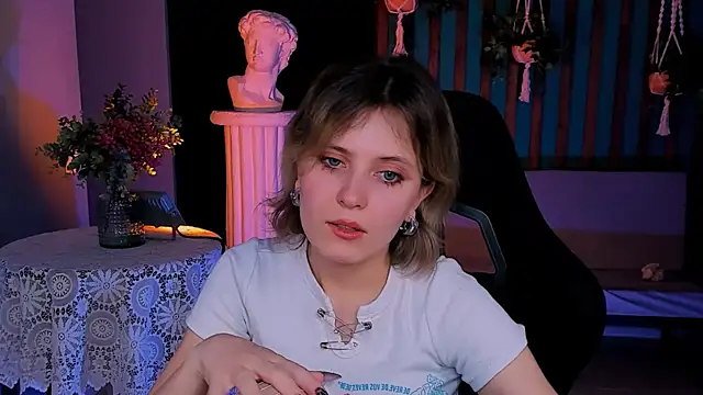 Snapshot of LolaAsmus chatting on 18, 1, 2025 LolaAsmus online show from 18, 1, 2025