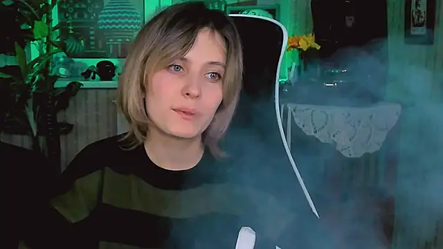 Snapshot of LolaAsmus chatting on 24, 1, 2025 LolaAsmus online show from 24, 1, 2025