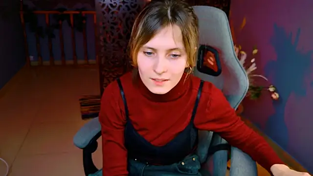 Snapshot of LolaAsmus chatting on 6, 2, 2025 LolaAsmus online show from 6, 2, 2025