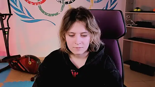 Snapshot of LolaAsmus chatting on 13, 2, 2025 LolaAsmus online show from 13, 2, 2025