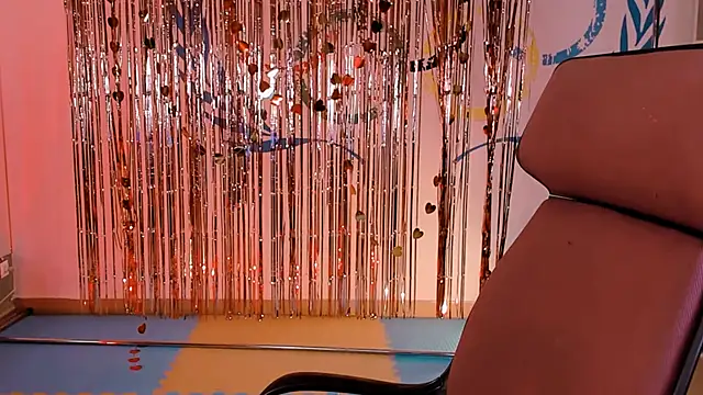 Snapshot of LolaAsmus chatting on 27, 2, 2025 LolaAsmus online show from 27, 2, 2025