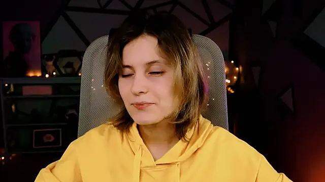 Snapshot of LolaAsmus chatting on 28, 2, 2025 LolaAsmus online show from 28, 2, 2025