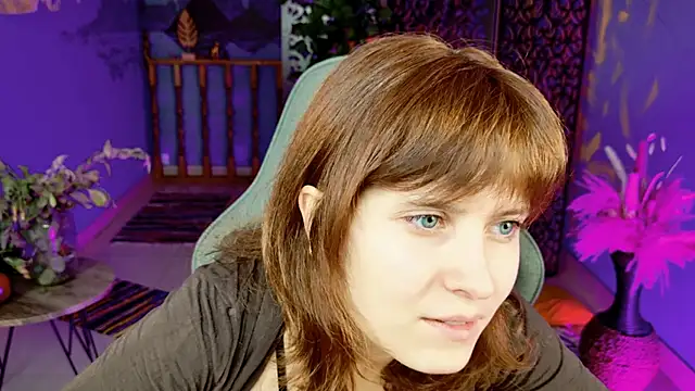 Snapshot of LolaAsmus chatting on 14, 10, 2025 LolaAsmus online show from 14, 10, 2025