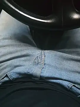 Snapshot of Jovende28 chatting on 30, 10, 2025 Jovende28 online show from 30, 10, 2025