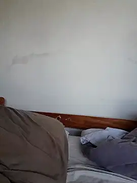 Snapshot of clemhotxxxx chatting on 2, 3, 2025 clemhotxxxx online show from 2, 3, 2025