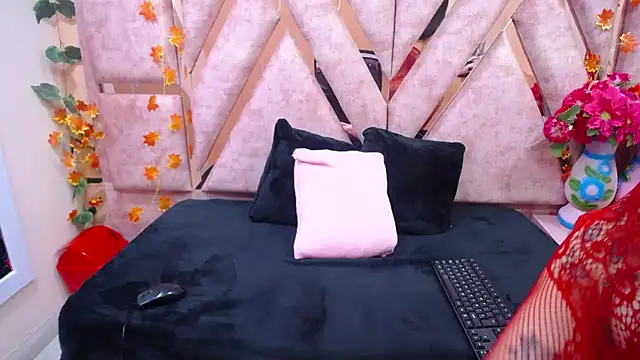 CataleyaLars20 online show from 21, 11, 2025