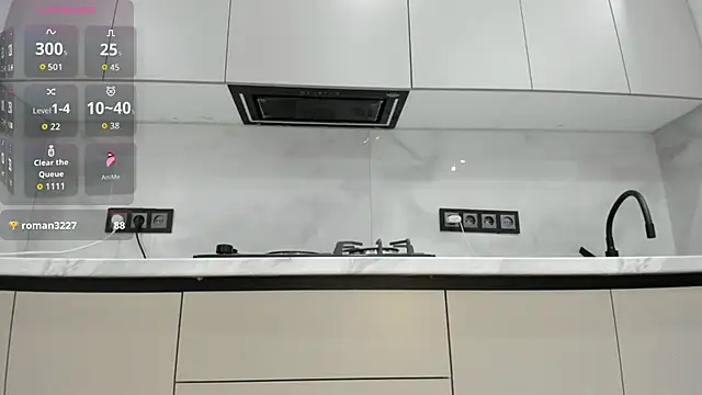 Mia Meow  online show from 7, 10, 2025