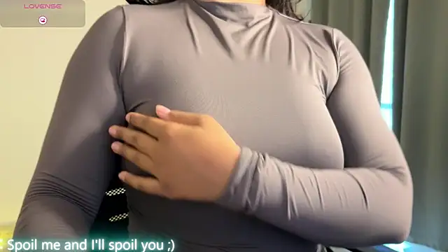 Snapshot of ohh_mona chatting on 18, 5, 2026 ohh mona online show from 18, 5, 2026