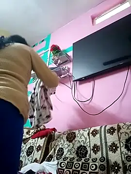 Snapshot of heenage chatting on 25, 12, 2024 heenage online show from 25, 12, 2024