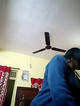 Snapshot of heenage chatting on 27, 12, 2024 heenage online show from 27, 12, 2024