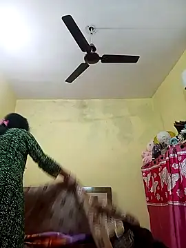 Snapshot of heenage chatting on 6, 2, 2025 heenage online show from 6, 2, 2025