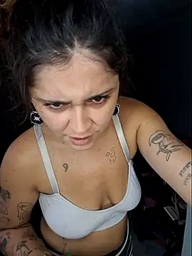 luuhcat09 online show from 1, 11, 2025