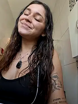 luuhcat09 online show from 11, 11, 2025