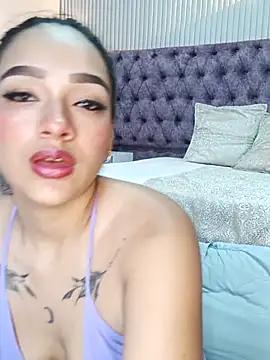 Snapshot of EMILYY_FOXY chatting on 26, 9, 2025 EMILYY FOXY online show from 26, 9, 2025