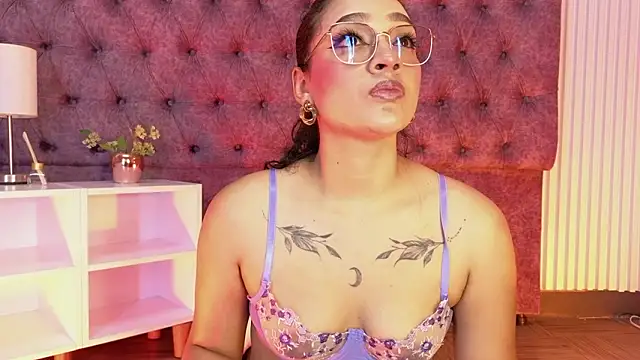 EMILYY FOXY online show from 26, 3, 2026