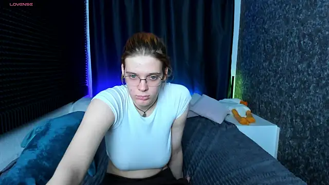 KIKI Krash online show from 28, 1, 2025