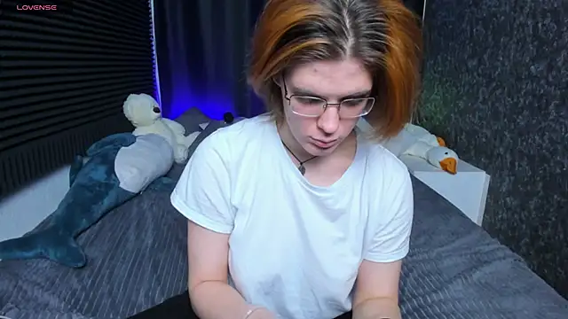 KIKI Krash online show from 14, 2, 2025