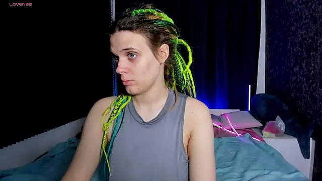 KIKI Krash online show from 21, 11, 2025