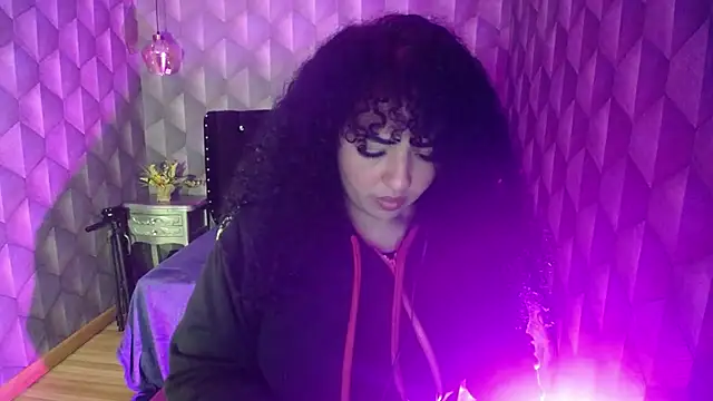 Sofiacowperx online show from 27, 2, 2025