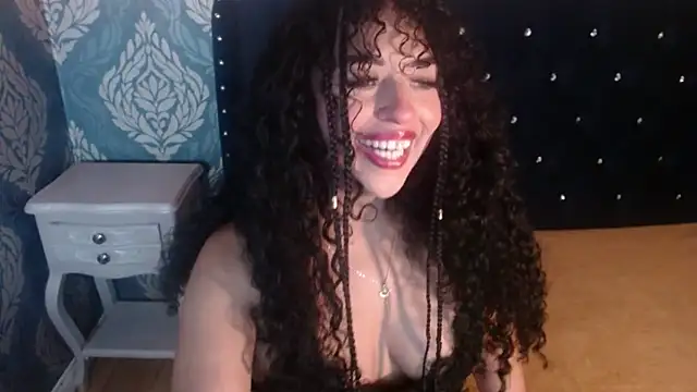 Sofiacowperx online show from 3, 11, 2025