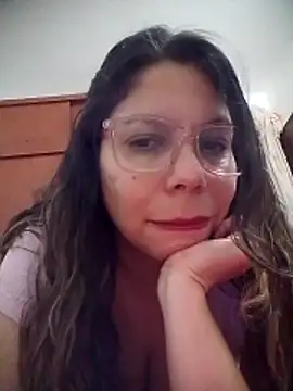 Snapshot of Carliina_Soussa chatting on 9, 6, 2026 Carliina Soussa online show from 9, 6, 2026