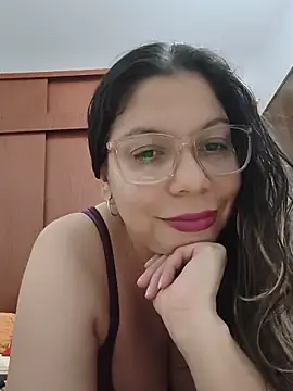 Snapshot of Carliina_Soussa chatting on 30, 6, 2026 Carliina Soussa online show from 30, 6, 2026