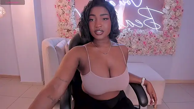 SavannahStorm online show from 30, 3, 2026