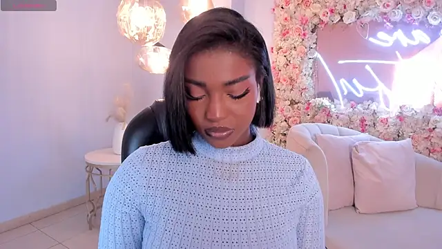 SavannahStorm online show from 2, 4, 2026