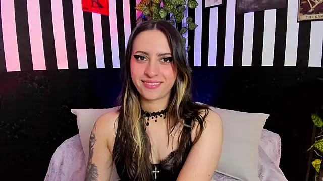 Snapshot of liz_goth chatting on 9, 6, 2026 liz goth online show from 9, 6, 2026