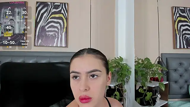 Snapshot of alicee_cooper chatting on 12, 9, 2025 alicee cooper online show from 12, 9, 2025