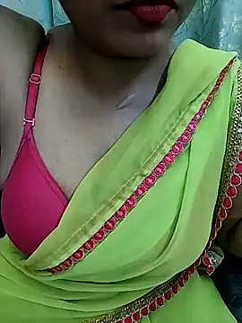 Snapshot of Cute_Kritika chatting on 9, 9, 2025 Cute Kritika online show from 9, 9, 2025