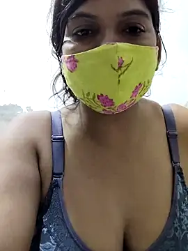 Snapshot of illay_love chatting on 3, 10, 2025 illay love online show from 3, 10, 2025