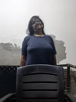 Snapshot of illay_love chatting on 8, 10, 2025 illay love online show from 8, 10, 2025