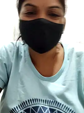 Snapshot of illay_love chatting on 28, 11, 2025 illay love online show from 28, 11, 2025