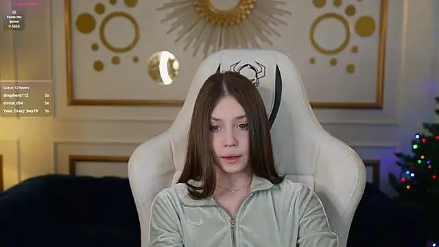 Beatrice 054 online show from 15, 1, 2025