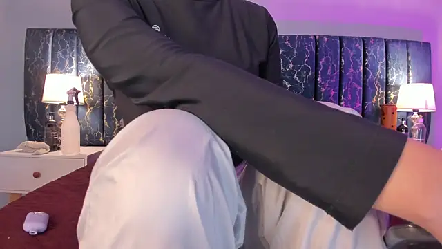 Sophia Lemos online show from 26, 11, 2025