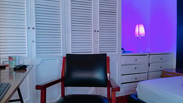 Adel Nesbiit online show from 26, 5, 2026