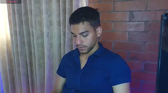 Leandro valenzuela online show from 12, 2, 2025